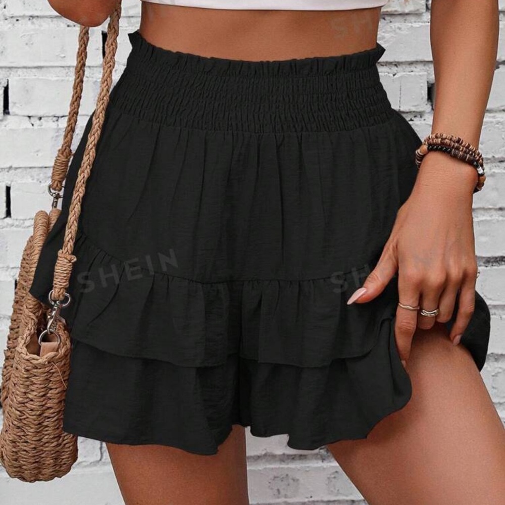 Black Skort size Large NEW